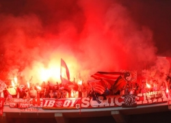 /images/fans/bayern-fans-lille.jpg