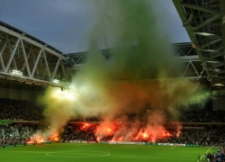 /images/stade/stockholm-tele2-arena/hammarby-ultras-tele2-arena.jpg