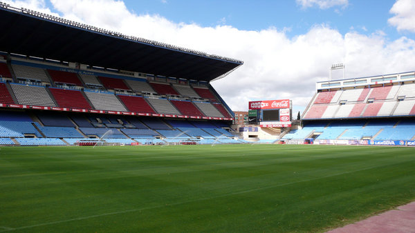 Vicente-Calderon-1-070910.jpg