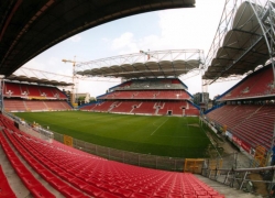 /images/stade/Stade-Charleroi-euro-2000.jpg