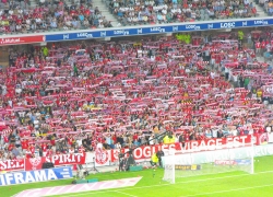 /images/stade/supporters-grand-stade-lille.jpg