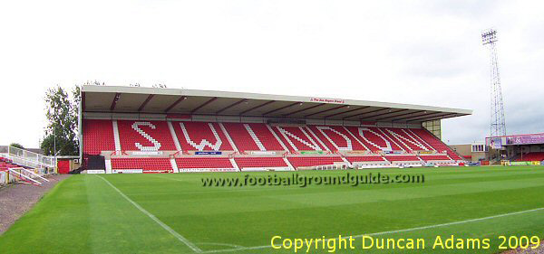 swindon_town_2_.footballgroundguide com.jpg
