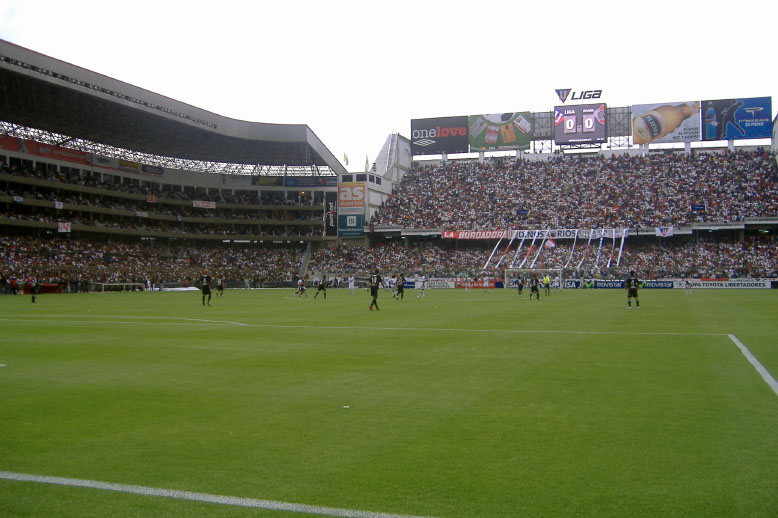 7485_ori_estadio_la_casa_blanca.jpg