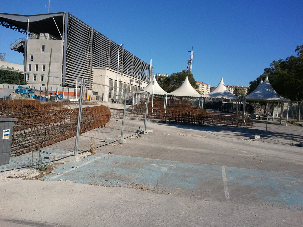 Parvis Jean Bouin
