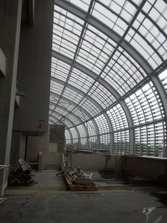 coursive niveau  haut  ,  meilleur  luminosité mais enormement de choses a terminer