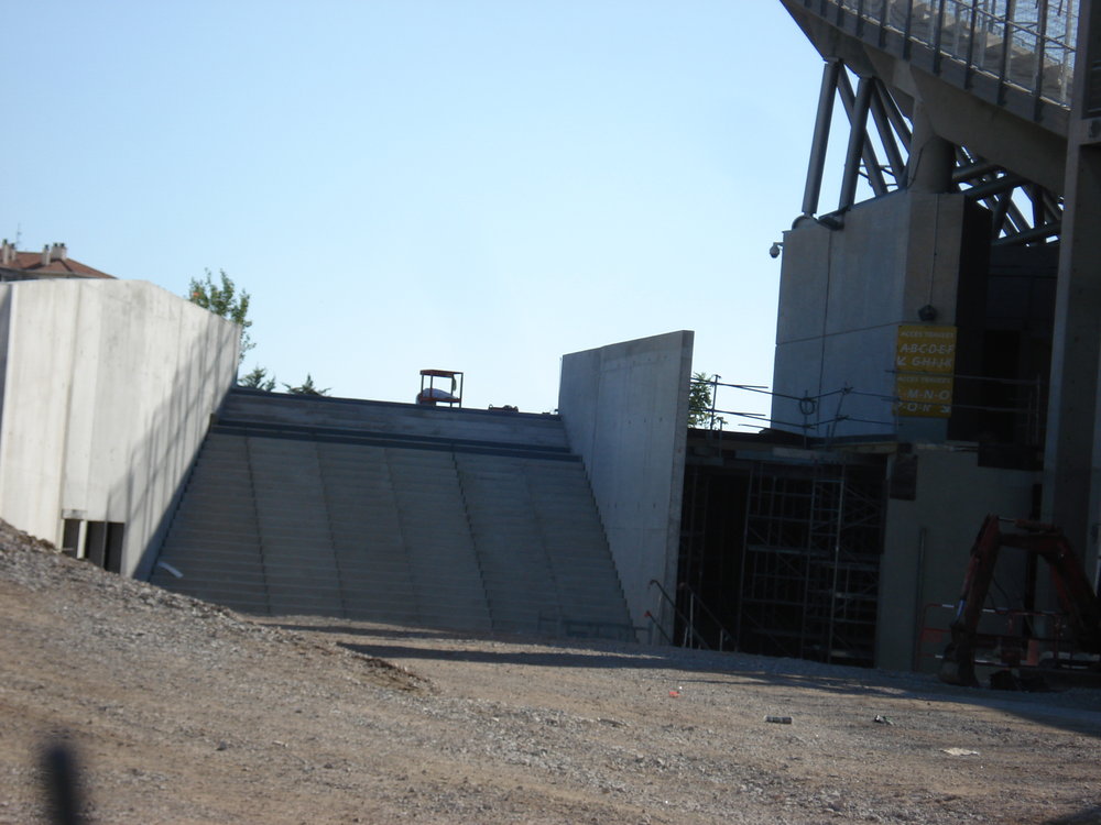 Vu des escalier du parvis Sud.