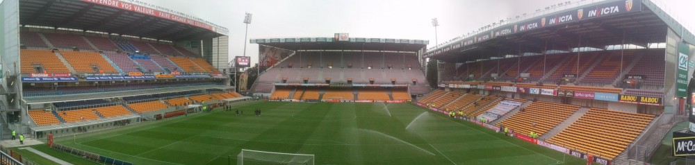 Panorama du stade vue de la Delacourt