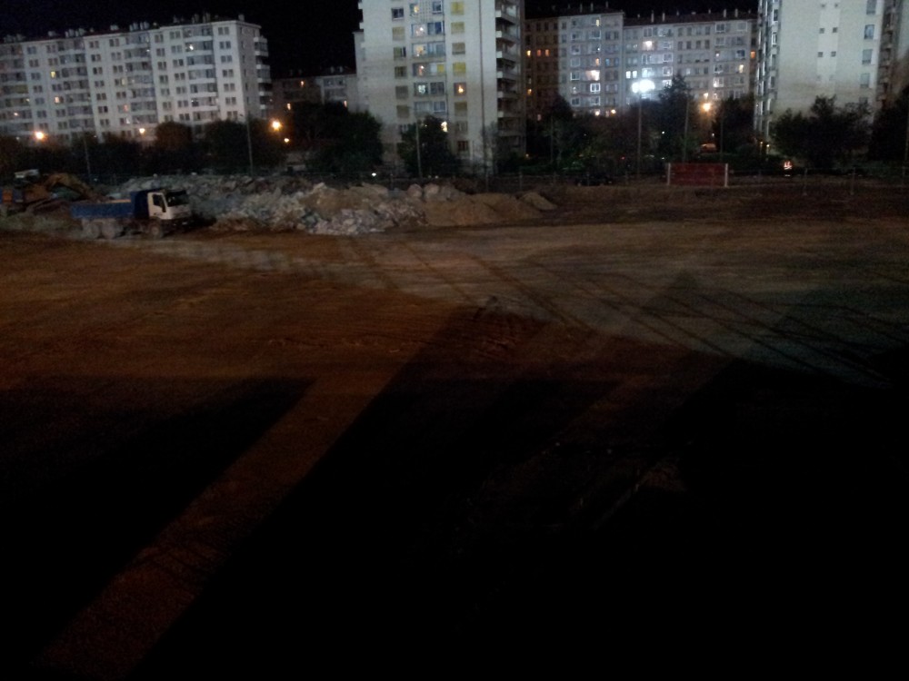 Zone nettoyée et aplanie derrière le VS