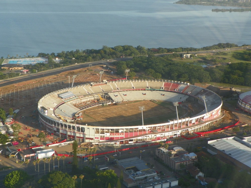 Porto Alegre (Estadio Beira Rio) 3.jpg