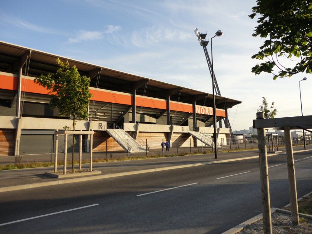 Calais Stade de l'Epopee<br />Source : phildanmatt.weebly.com