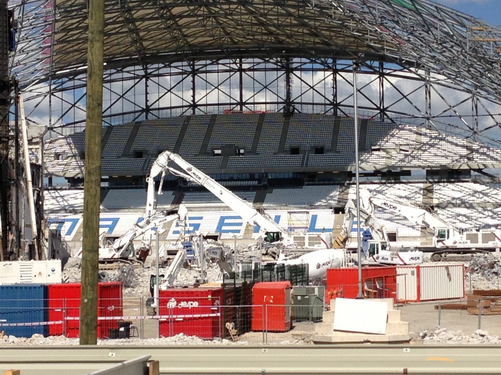 Jean-Bouin en démolition côté VS.