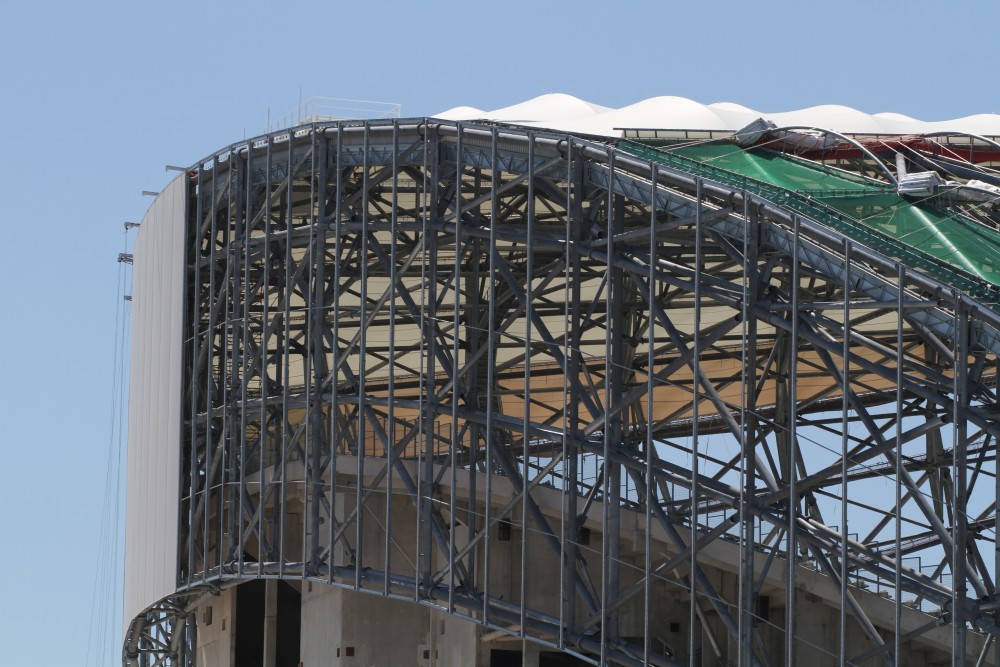 La jupe qui à l'oeil nu est qd meme proche du blanc ( moi ca m'a pas du tout choqué au contraire).