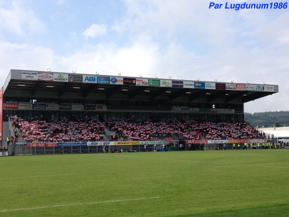 Vue de la tribune Mathon pleine