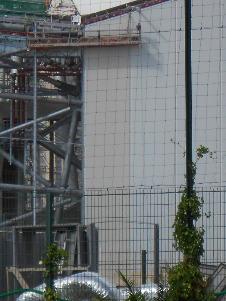 Reprise de la pose des lé de jupe.