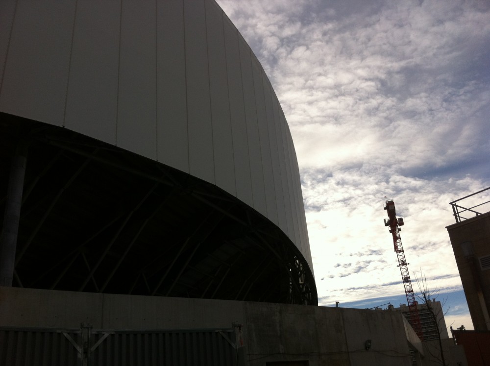 jupe virage nord, derrière le palais des Congrès