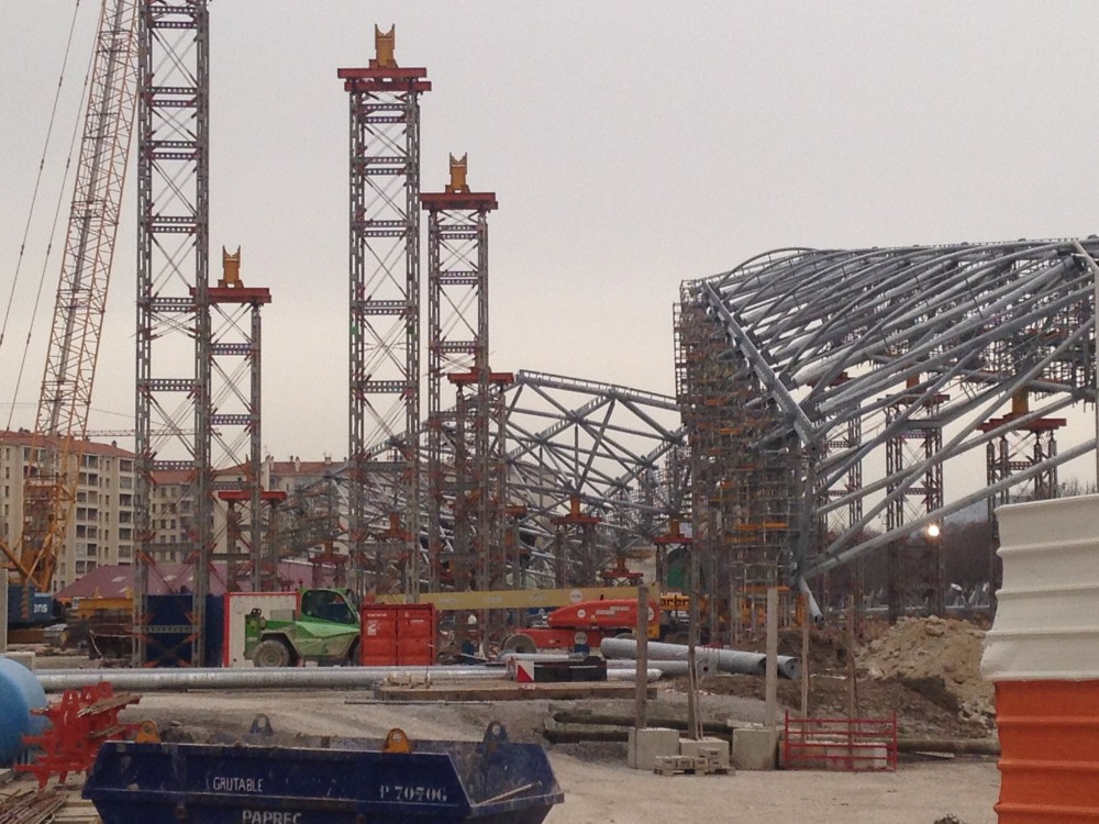 Permutation sur la station de montage.