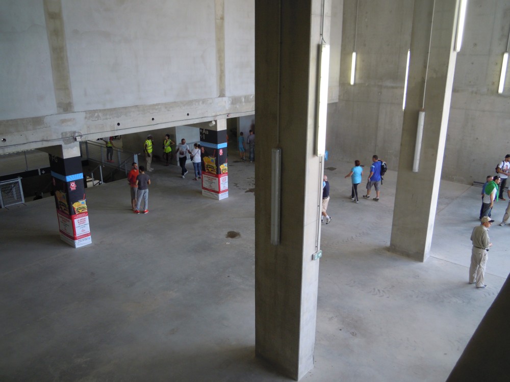 DSCN0743.JPG (2.29 Mio) Consulté 5537 fois Intérieur Jean Bouin 100% béton