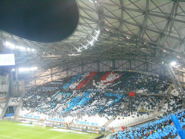 Tifos virage nord