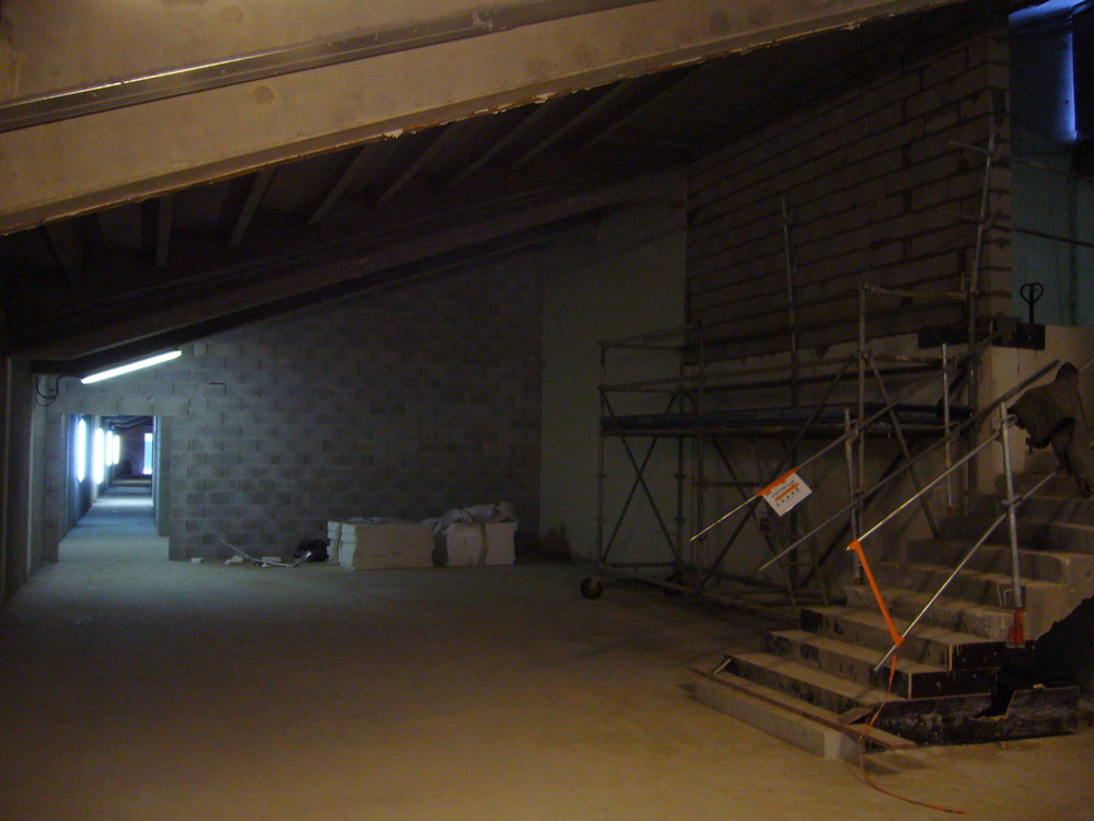 Maçonnerie sous le virage nord