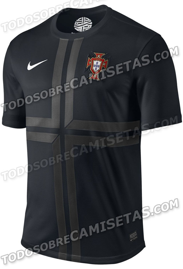 Maillot extérieur Portugal 2013.jpg