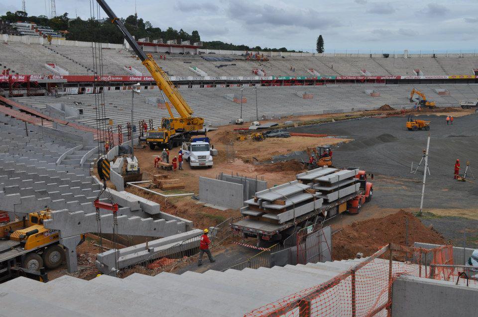 Porto Alegre (Estadio Beira Rio) 2.jpg