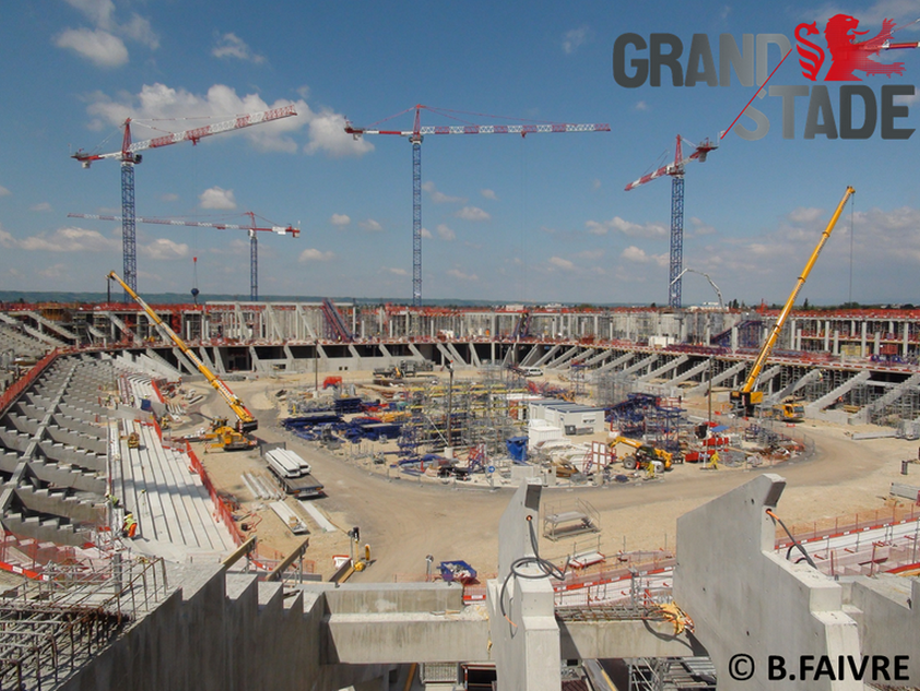 Grand stade Lyon.png