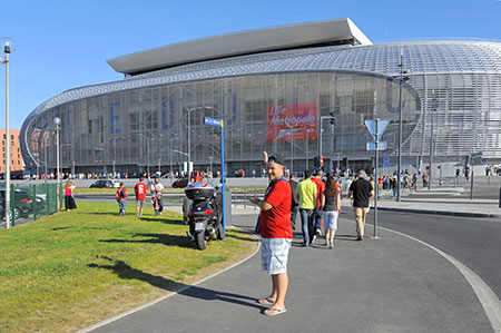 Lille-Metropole-Stade-Pierre-Mauroy.jpg