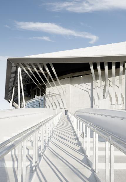 moyen-stade-lyon.jpg