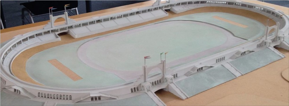 archives-de-lyon la-maquette-du-stade-de-gerland.JPG